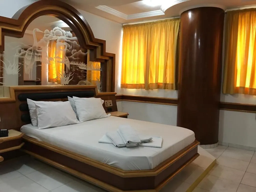 Paissandu Palace Hotel - Proximo As Ruas 25 De Marco, Sta Ifigenia E Regioes Do Bras E Bom Retiro São Paulo