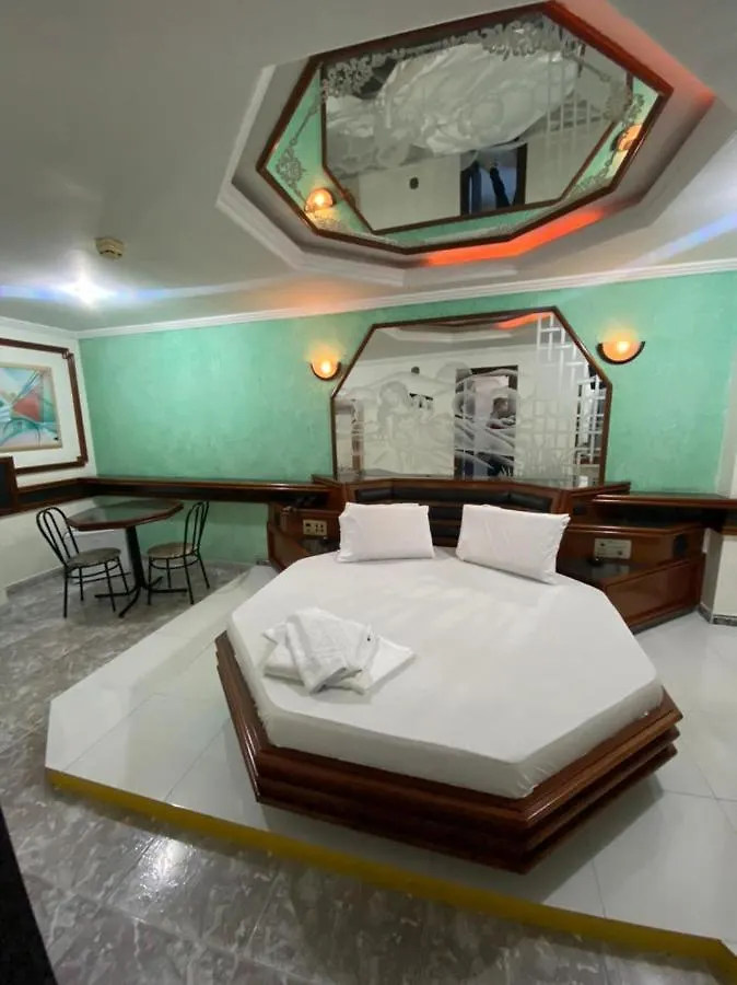 Paissandu Palace Hotel - Proximo As Ruas 25 De Marco, Sta Ifigenia E Regioes Do Bras E Bom Retiro São Paulo 2*,