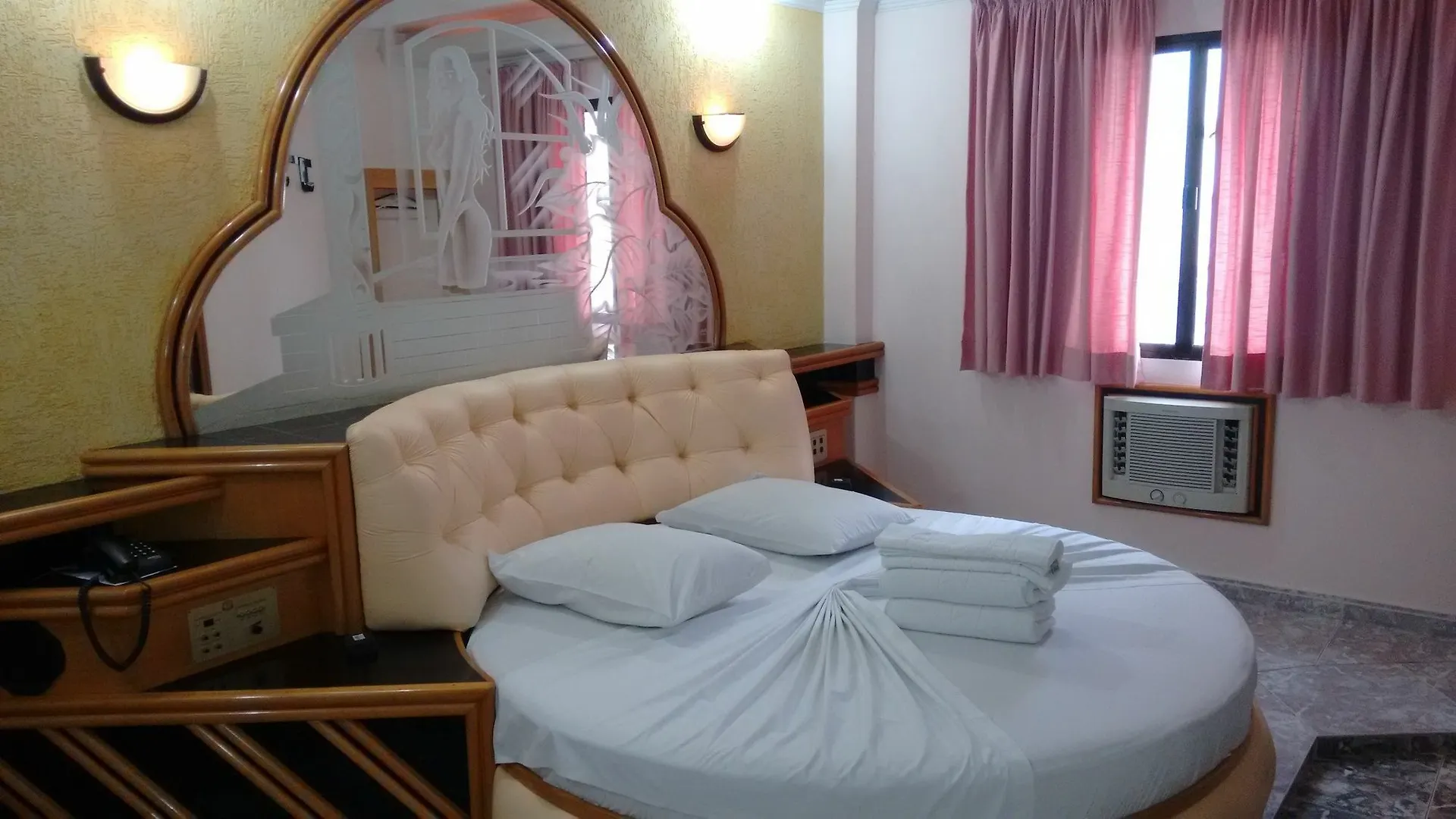 Paissandu Palace Hotel - Proximo As Ruas 25 De Marco, Sta Ifigenia E Regioes Do Bras E Bom Retiro São Paulo