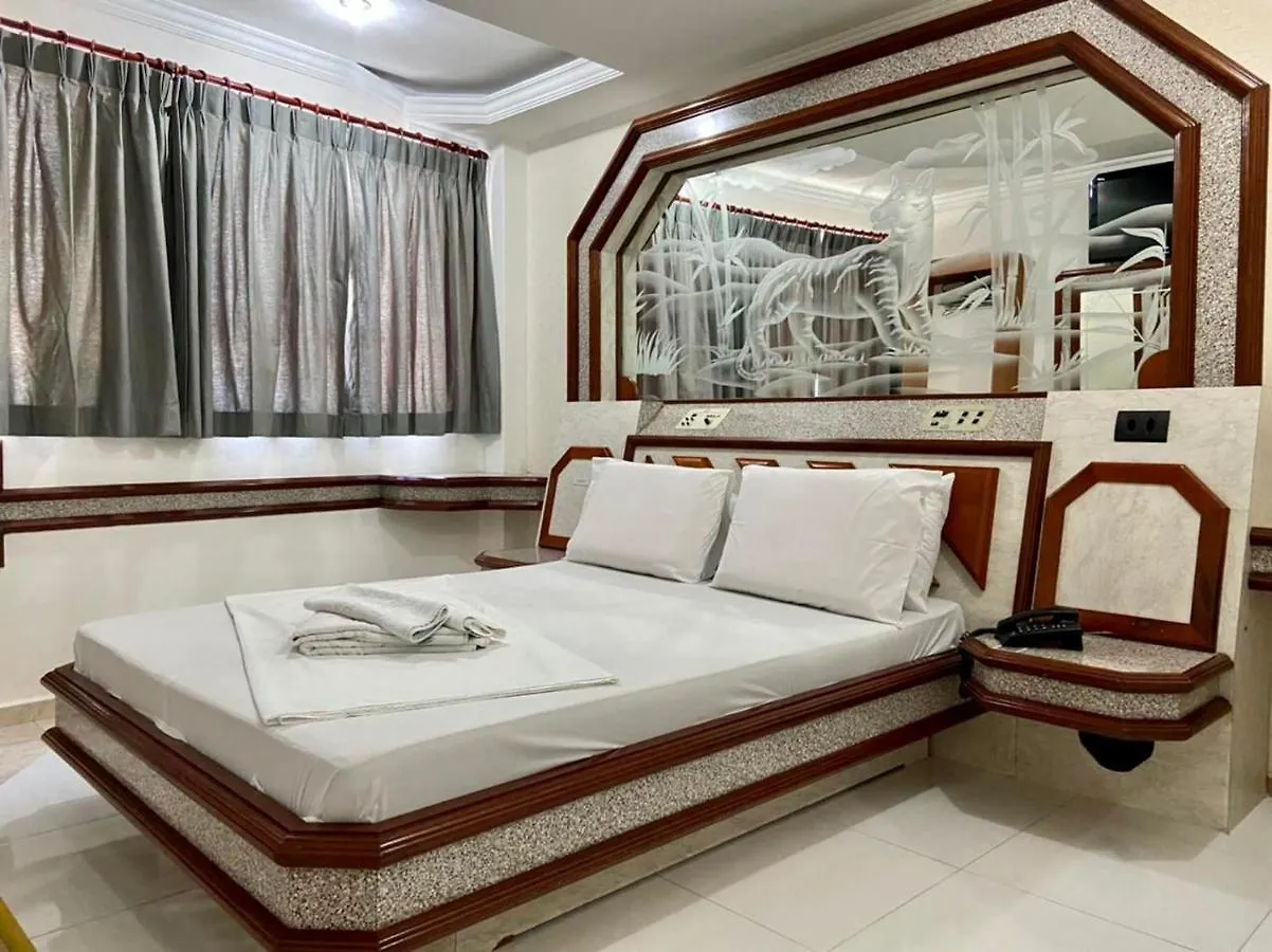 Paissandu Palace Hotel - Proximo As Ruas 25 De Marco, Sta Ifigenia E Regioes Do Bras E Bom Retiro São Paulo 2*,  Brazylia